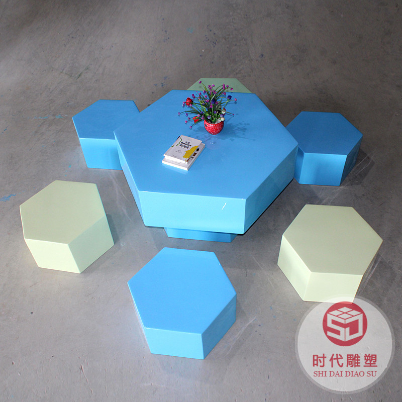 玻璃钢休闲椅商场云朵彩虹座椅公共装饰坐凳休息等候空间美陈定制